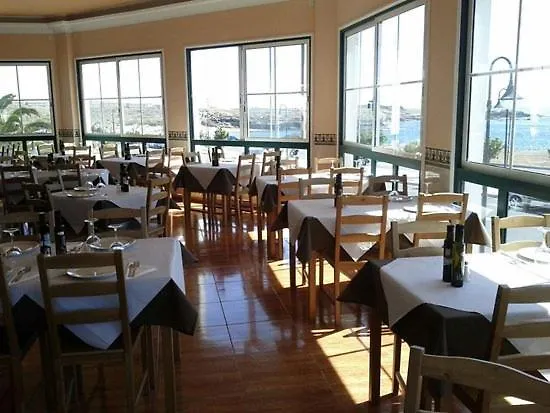Дом отдыха Habitacion Matrimonial En Un Bajo Bano Compartido Areas Compartidas Абадес Испания